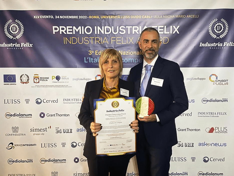 sandrini-metalli-con-premio-industria-felix-2022